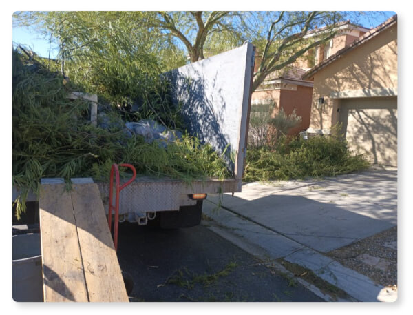 truck loaded with yard debris in las vegas 1 (1)